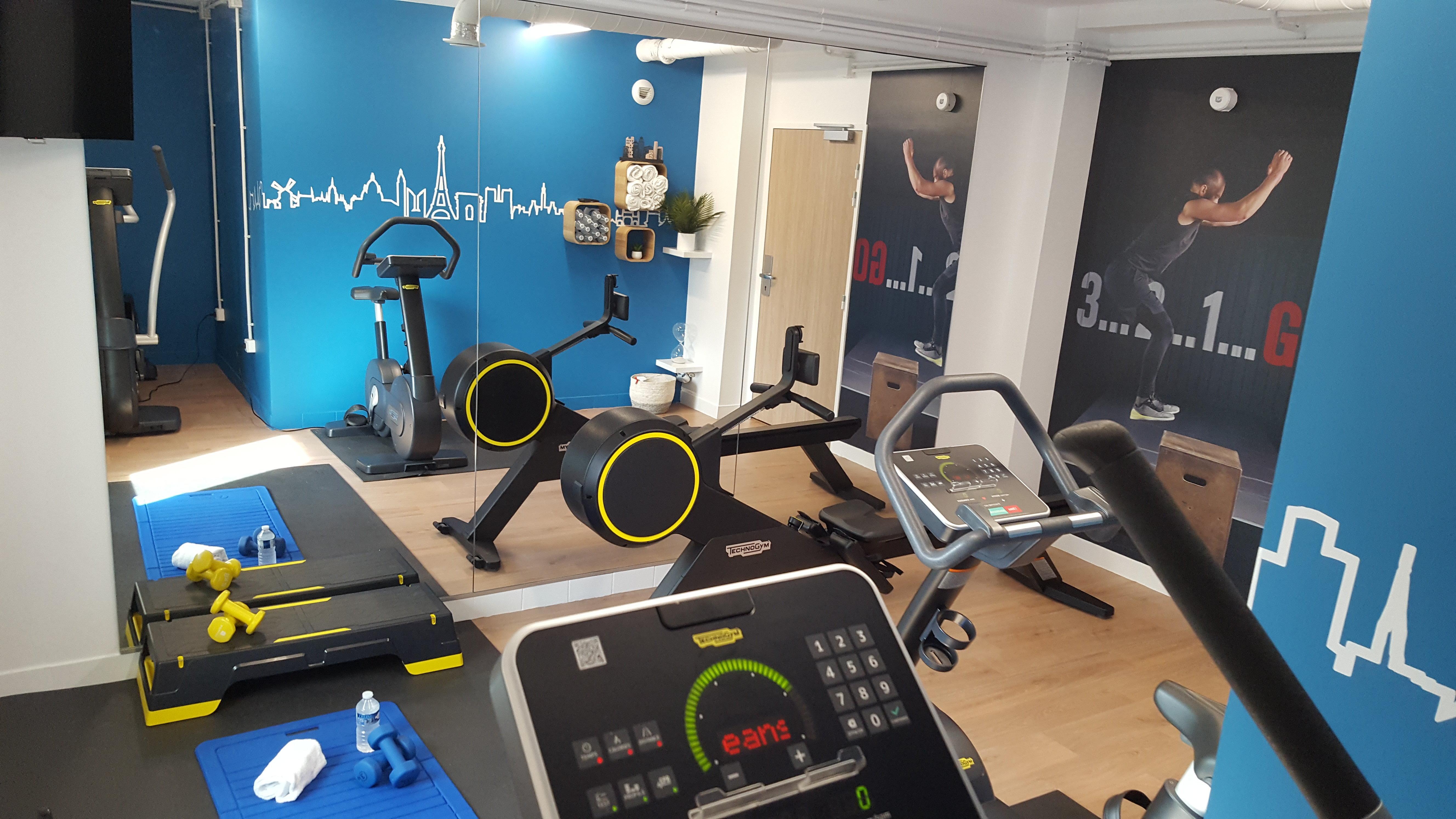 Holiday Inn Express Paris - Velizy By Ihg Eksteriør billede