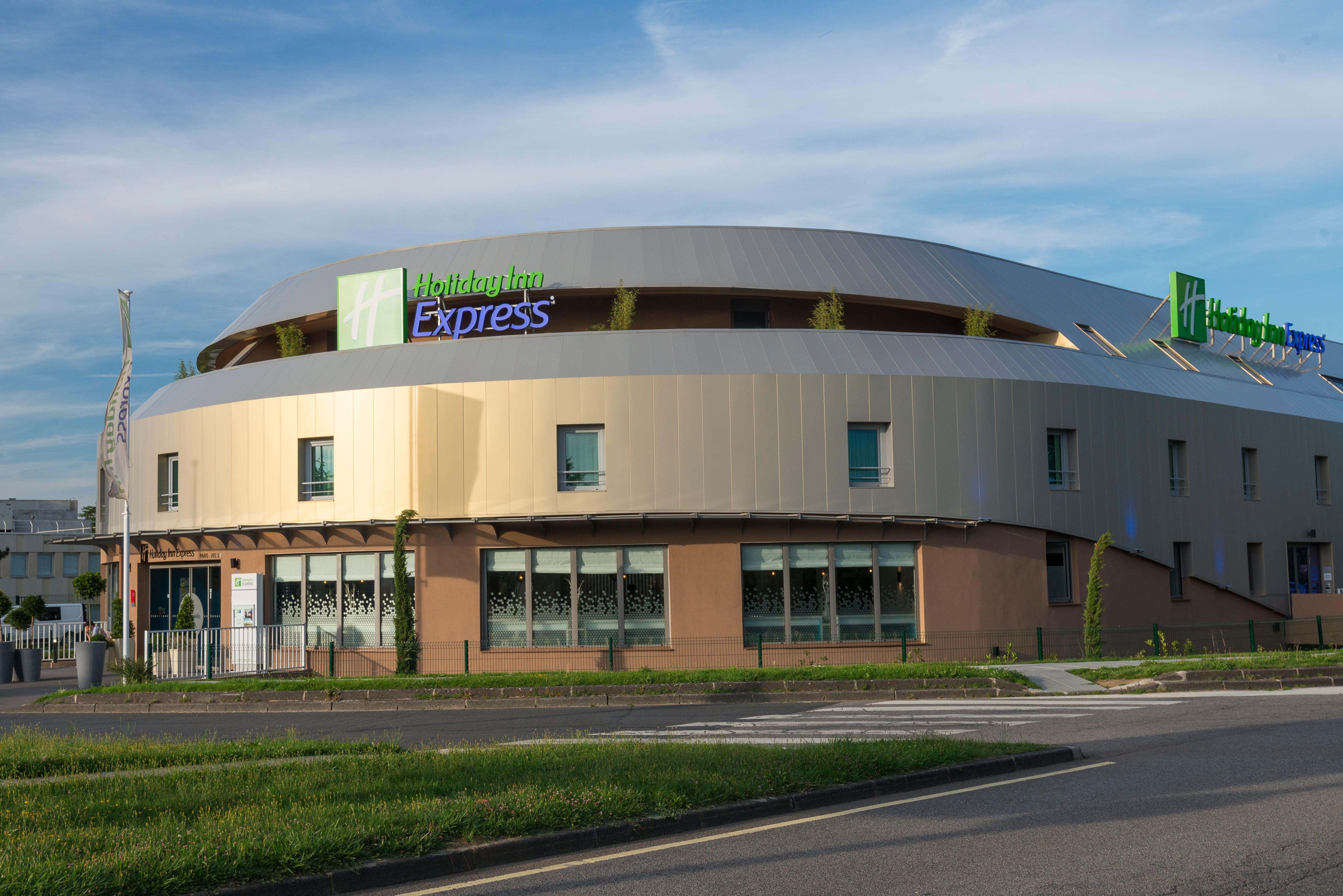 Holiday Inn Express Paris - Velizy By Ihg Eksteriør billede