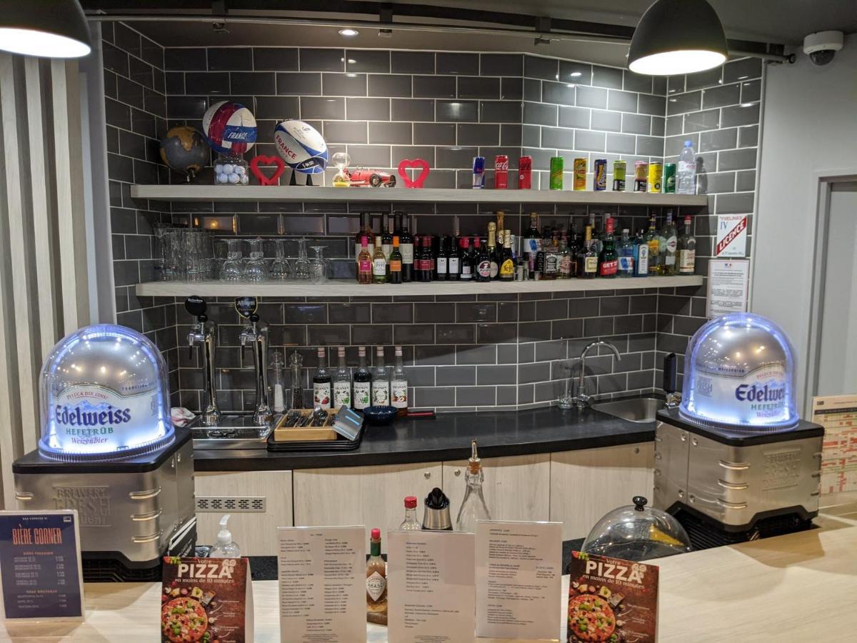 Holiday Inn Express Paris - Velizy By Ihg Eksteriør billede