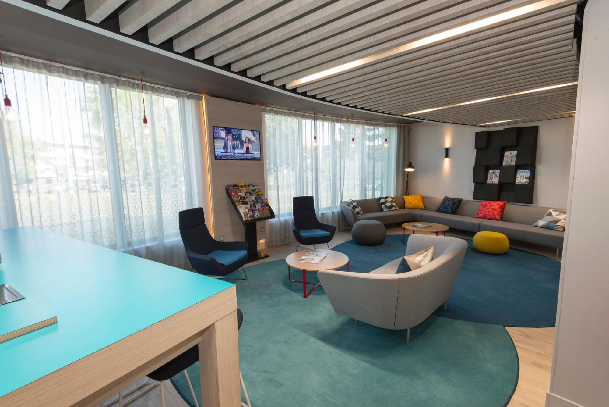 Holiday Inn Express Paris - Velizy By Ihg Eksteriør billede