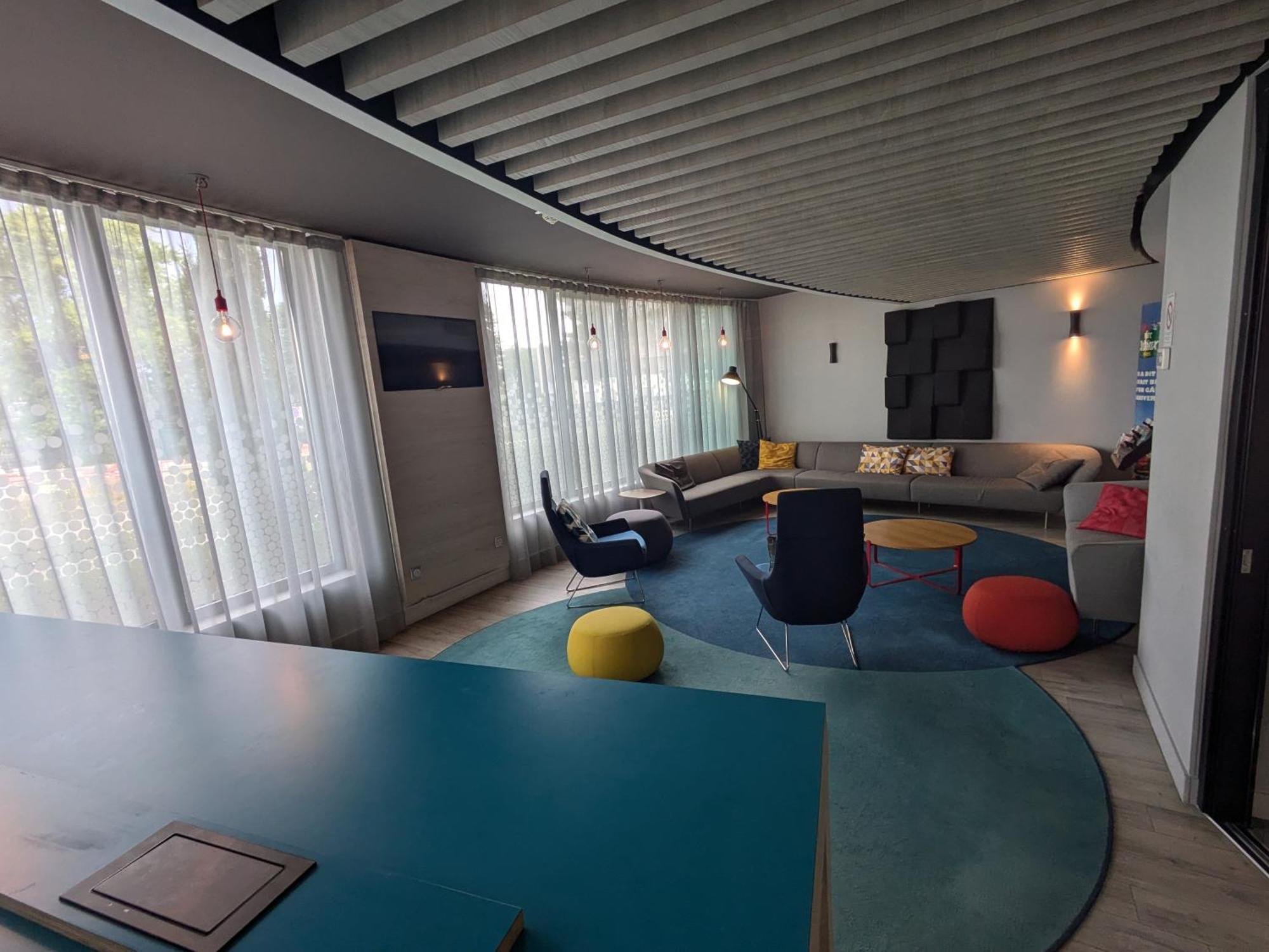 Holiday Inn Express Paris - Velizy By Ihg Eksteriør billede